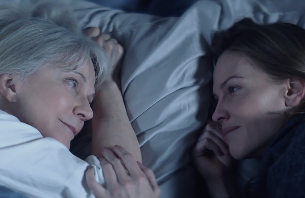 Hilary Swank en Blythe Danner