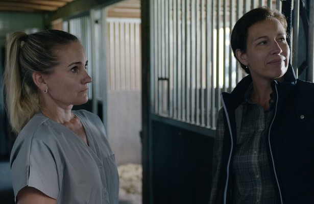 Peggy Vrijens als Vera in Woeste Grond