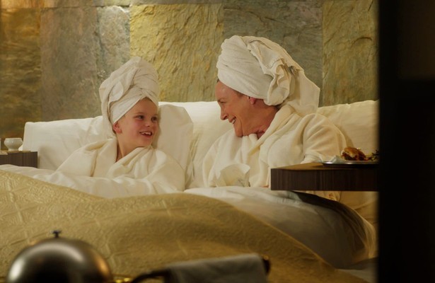 Beppie Melissen en Vita Heijmen in Kapsalon Romy