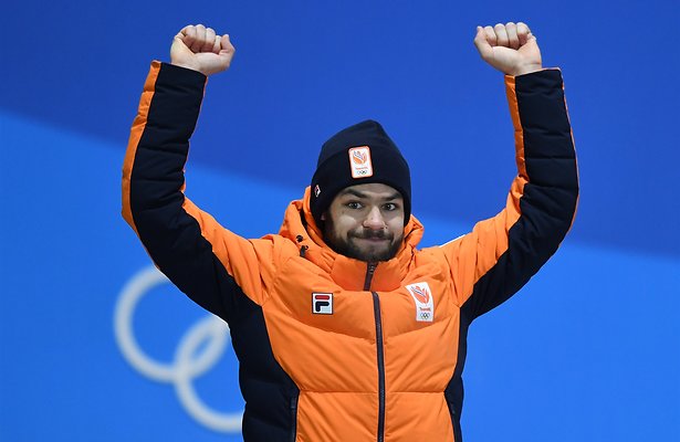 Shorttrackers Sjinkie Knegt en Suzanne Schulting reiken Televizier-Ster Talent uit