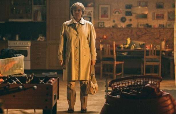 Pernilla August als Britt Marie in Britt-Marie Was Here