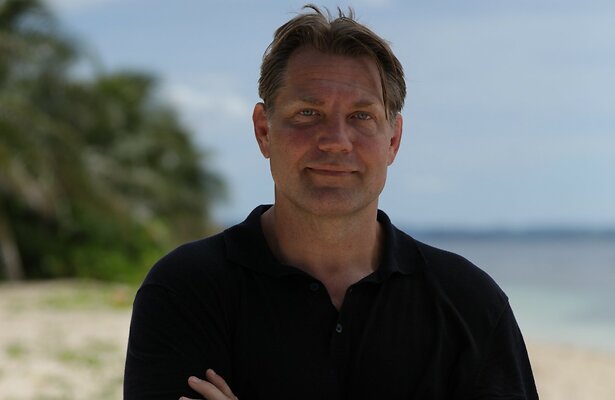 Presentatie in handen van Dennis van der Geest.