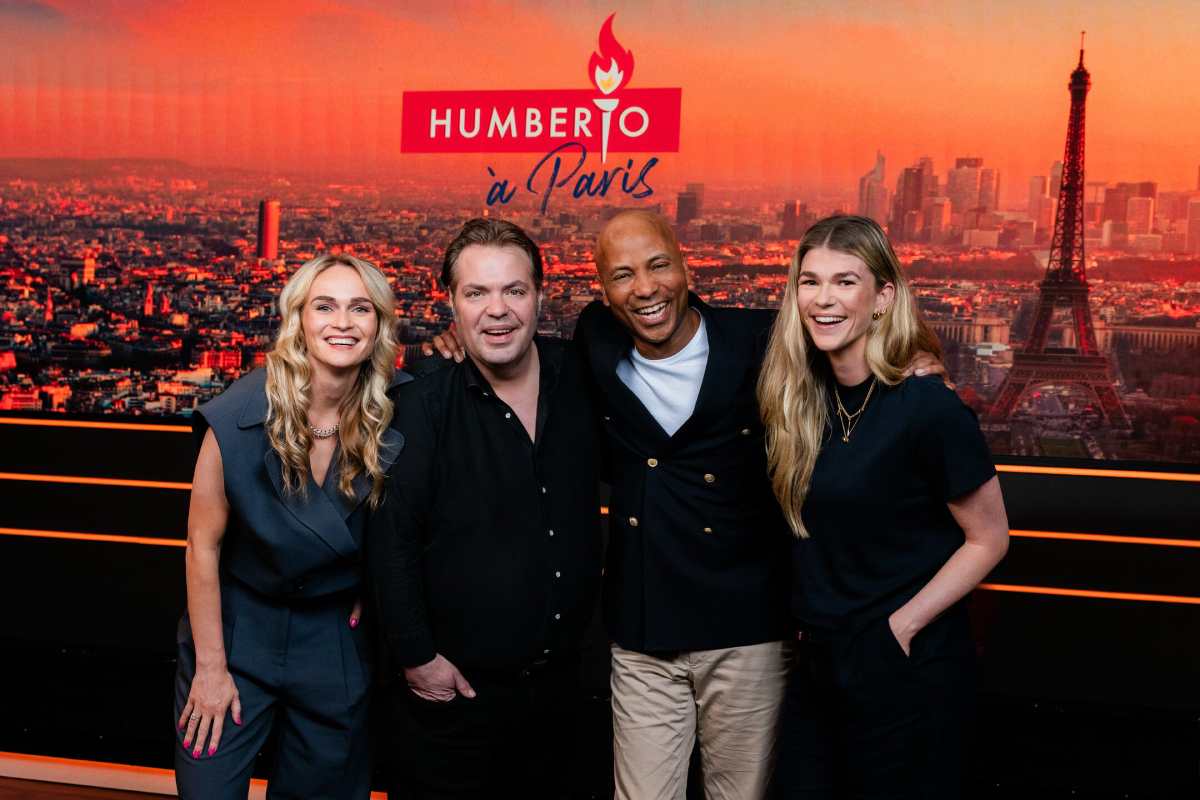 De presentatoren van Humberto à Paris