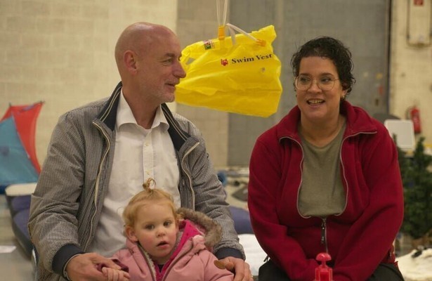 Debora, Dennis en hun dochter Naomi uit Je Huis op Orde