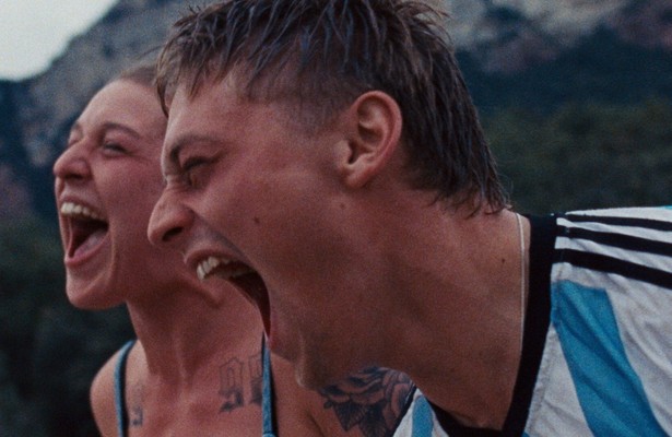 Tamar van Waning en Jonas Smulders in Paradise Drifters