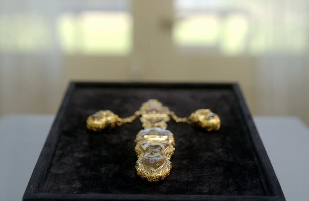 De châtelaine uit Van Onschatbare Waarde