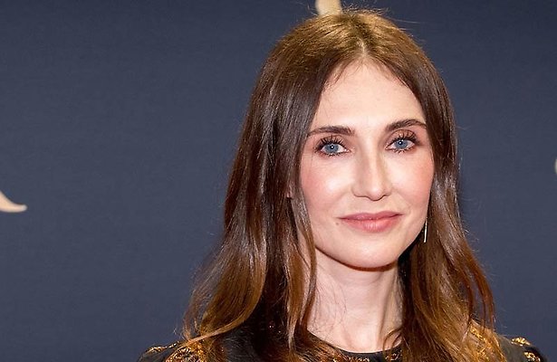 Carice in trailer van film Halina