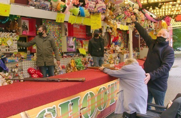 Reportage: Gordon op bezoek bij 100-jarigen