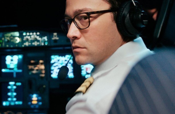 Joseph Gordon-Levitt in 7500