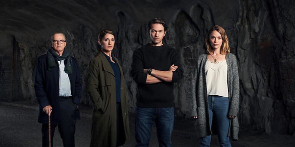 Hamilton vindt vreemde nieuwsberichten