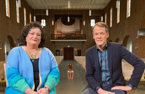 Caroline van der Plas en Tijs van den Brink