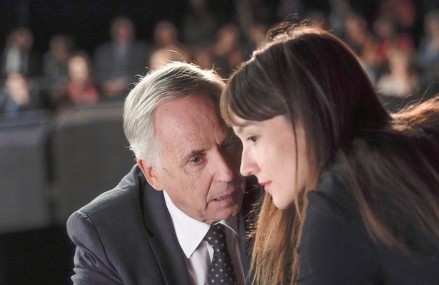 Fabrice Luchini als Théraneau & Anaïs Demoustier als Alice in Alice et le maire