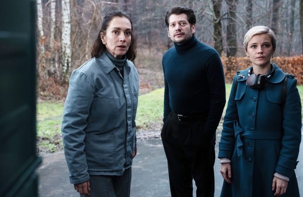 Monic Hendrickx, Maarten Heijmans en Lynn van Royen in Arcadia