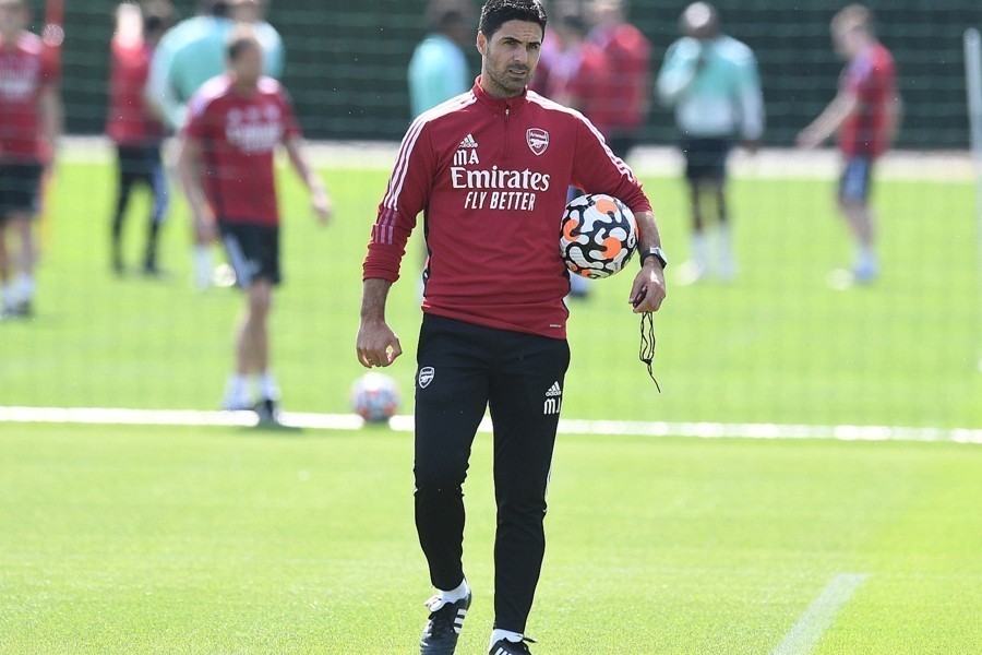 All or Nothing: Arsenal