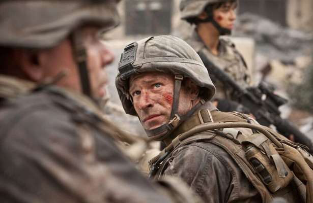 Aaron Eckhart in Battle Los Angeles