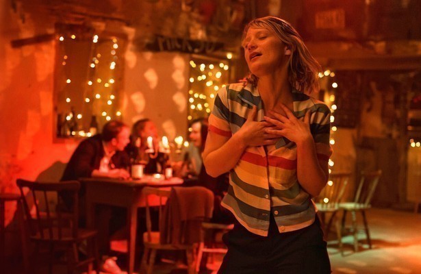 Vicky Krieps als Chris in Bergman Island