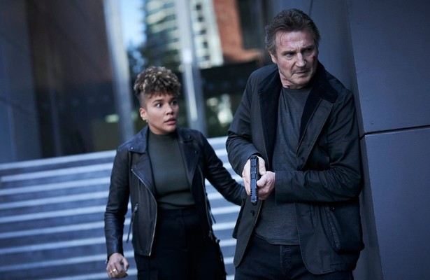 Liam Neeson en collega uit Blacklight
