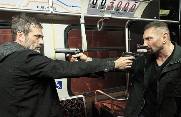 Jeffrey Dean Morgan in Bus 657