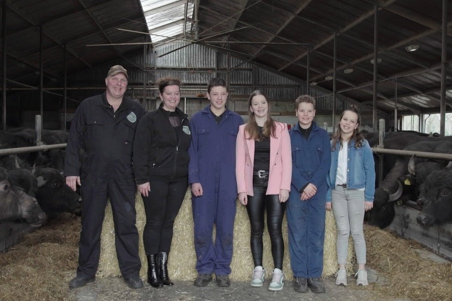 Bij Ons Op De Boerderij