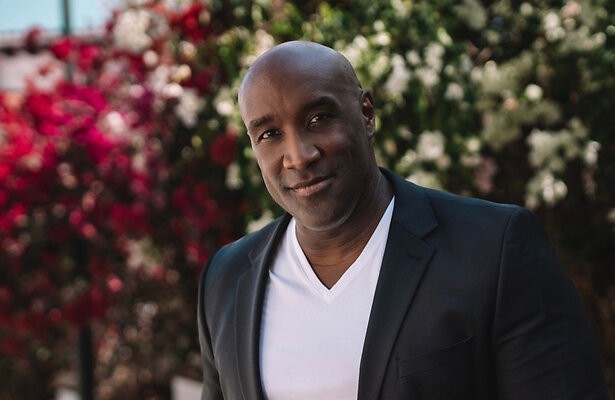 Cliff (Samen Uit, Samen Thuis?)