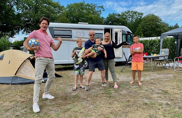 Sander mag weer kamperen