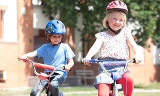 Casper en Emma op wintersport