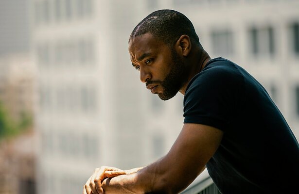 Chiwetel Ejiofor in Triple 9