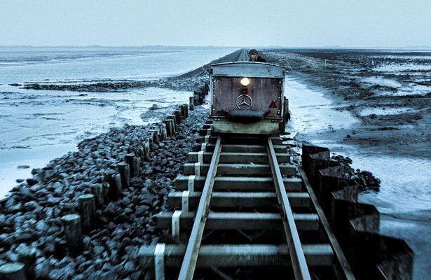 Close Up: Silence of the Tides