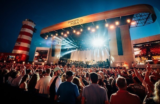 Still van Concert at Sea