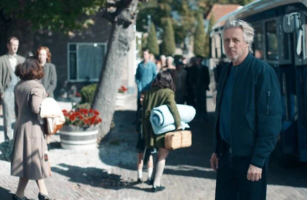 Daan Schuurmans als verteller in Het Verhaal van Nederland.