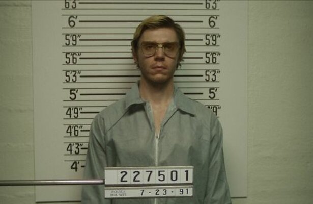 Dahmer - Monster: The Jeffrey Dahmer Story