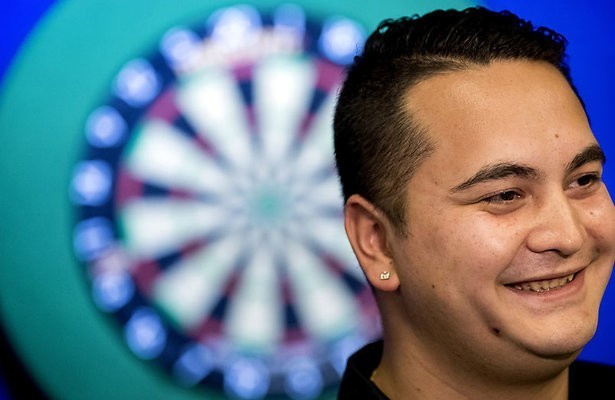 Zware pot voor De Zwaan