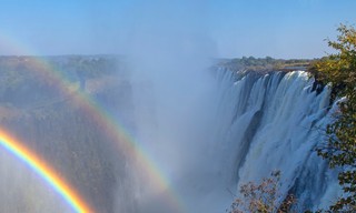 Die Victoriafälle: Afrikas wildes Naturwunder