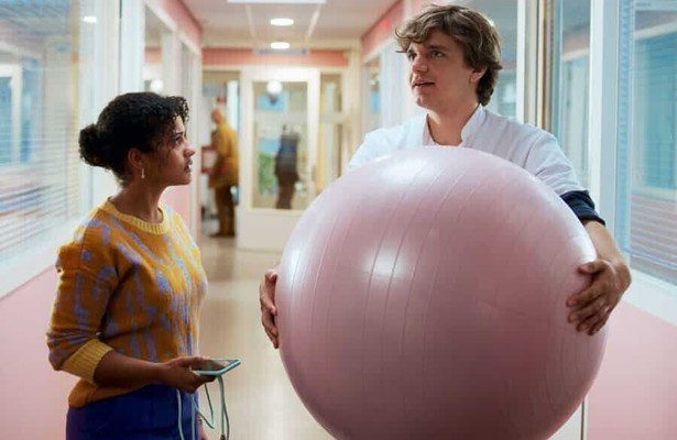 Chris Peters en Stephanie van Eer in De Poli