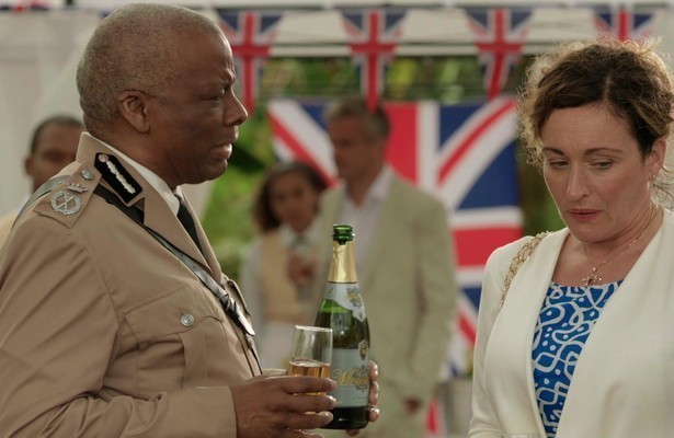 Don Warrington als Commissioner Selwyn Patterson