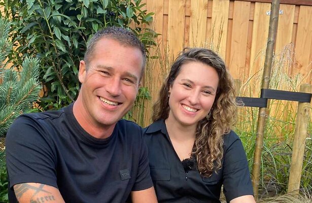 Ivo Putman en Djamilla voor De Grote Tuinverbouwing