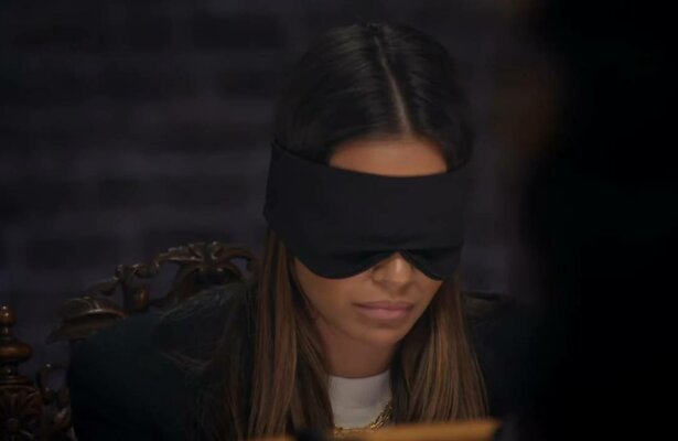 Verrader of getrouwe Monica Geuze.