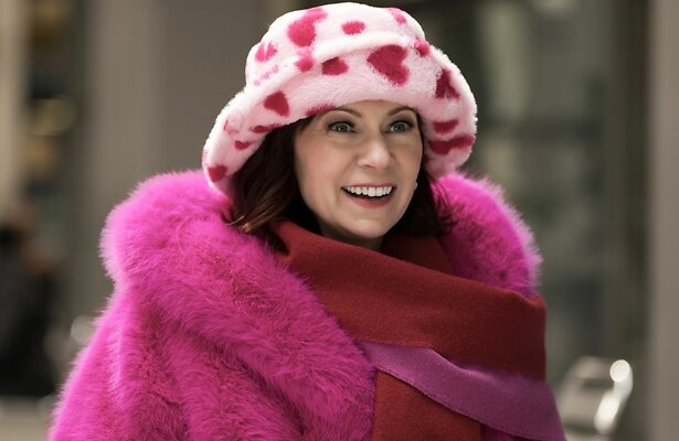 Carrie Preston in Elsbeth