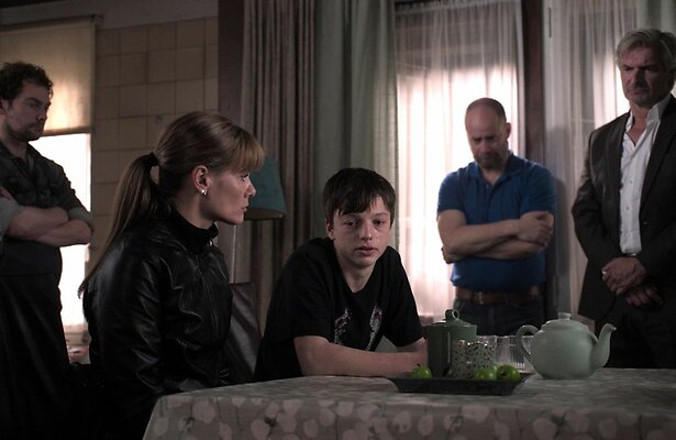 Angela Schijf als Eva van Dongen en Victor Reinier als Floris Wolfs in Flikken Maastricht