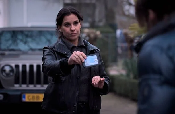 Ortál als Noucha in Flikken Rotterdam.