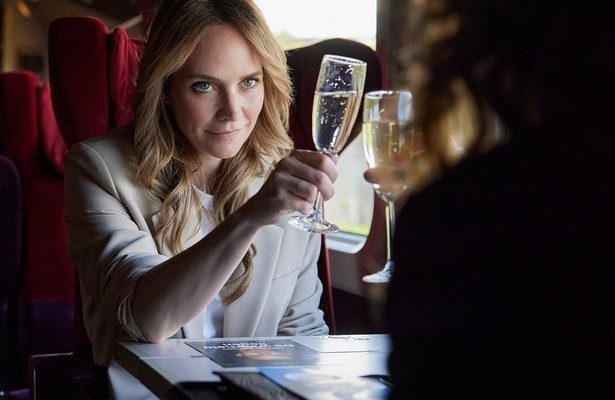 Bracha van Doesburgh in Faithfully Yours