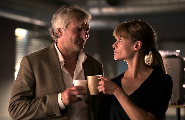 Victor Reinier en Angela Schijf in Flikken Maastricht