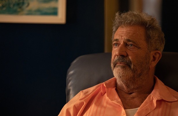 Mel Gibson in Force of Nature