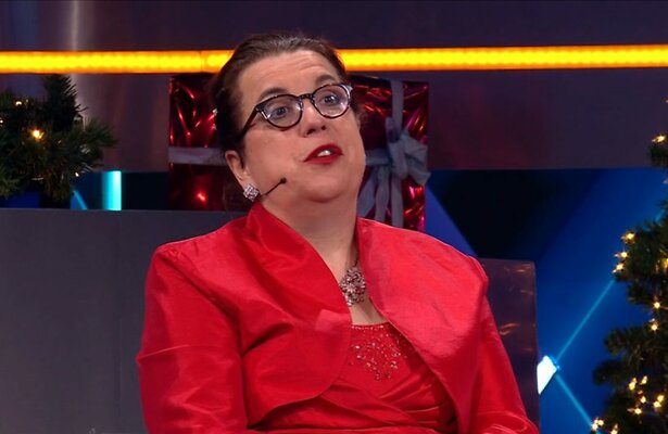 Francis van Broekhuizen in I Can See Your Voice Kerstspecial