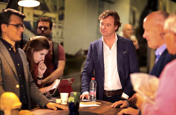 Presentator Frits Sissing