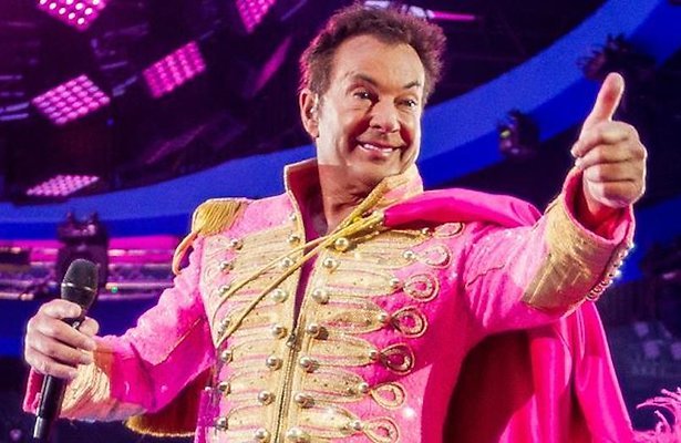 De Toppers verbreken wereldrecord canon zingen