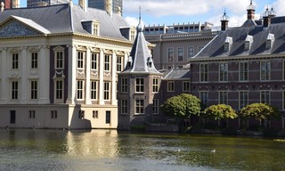 Gesprek minister-president met gebarentaal