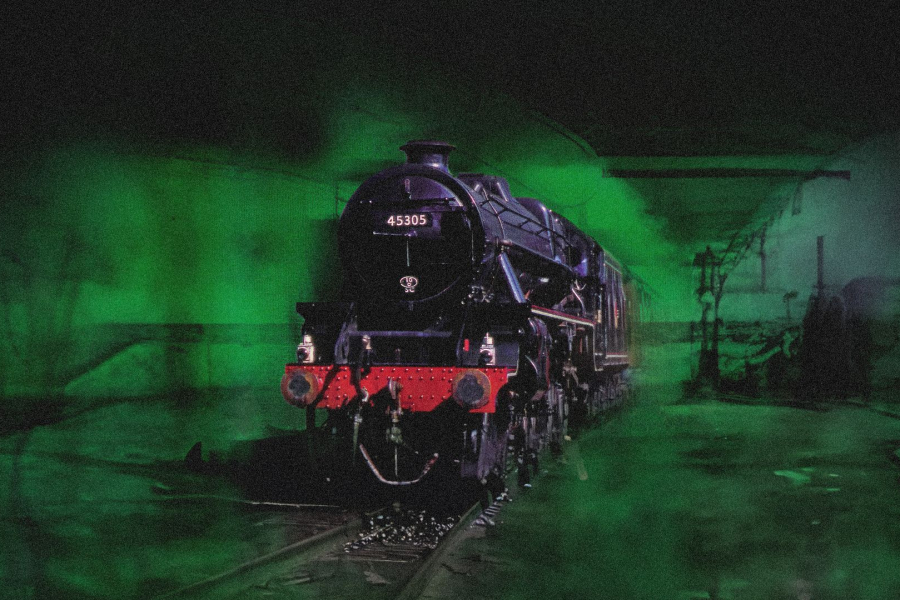Great Steam Engines: Black Five Green Train