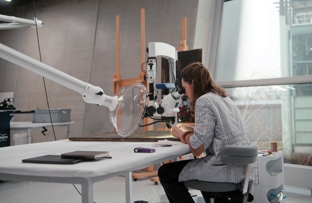 Still uit Geheimen van het Museum