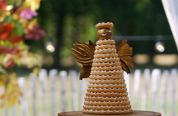 Kijkers hadden nog ruimte voor Heel Holland Bakt als toetje.